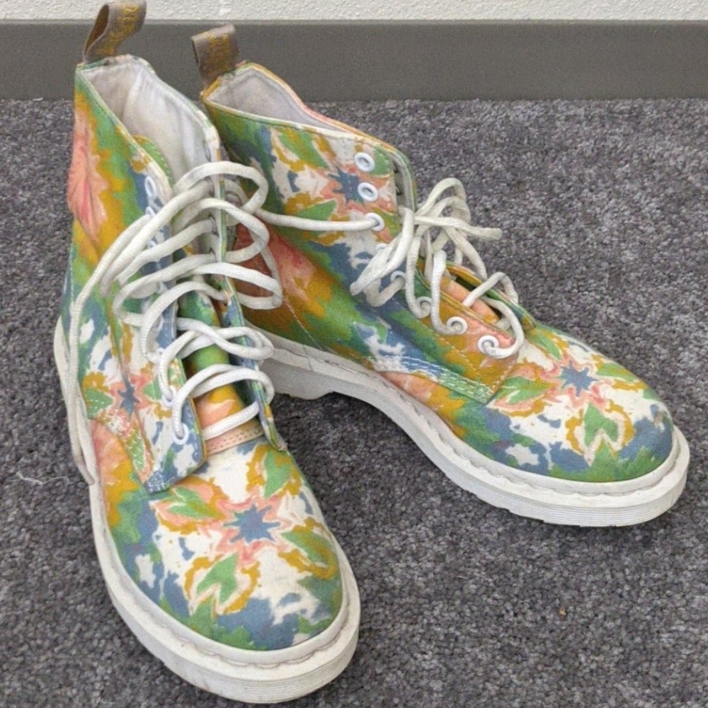 Doc Martin white canvas tie-dye boots szEU37